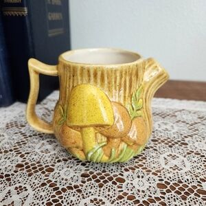 Vintage Arnel's Mushroom Creamer 🍄